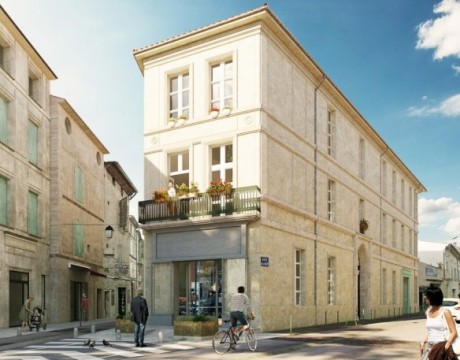 Uzès, Immeuble restauré "1 Avenue Général Vincent"