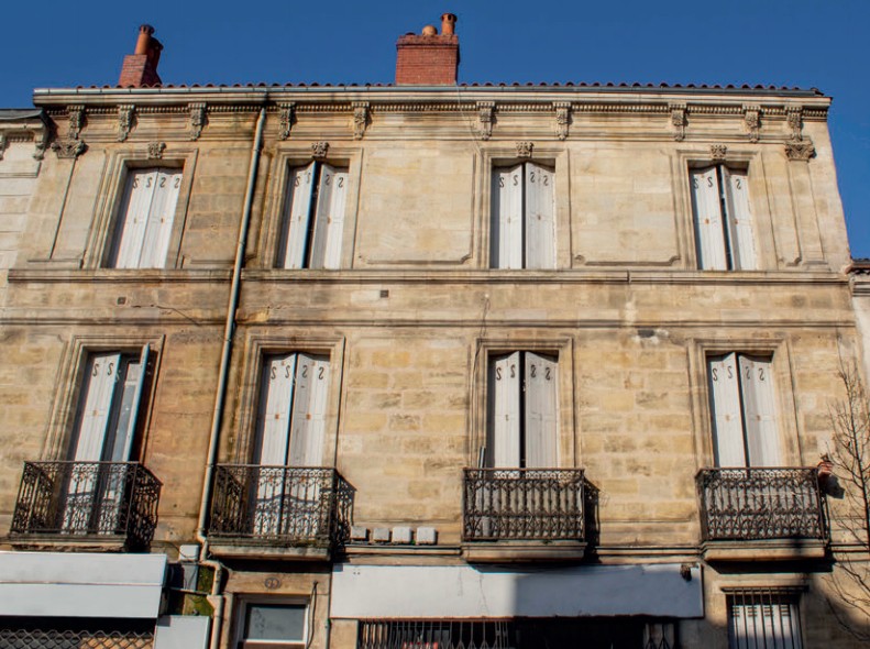 À Bordeaux, un ancien immeuble de pierre avec des prestations contemporaines