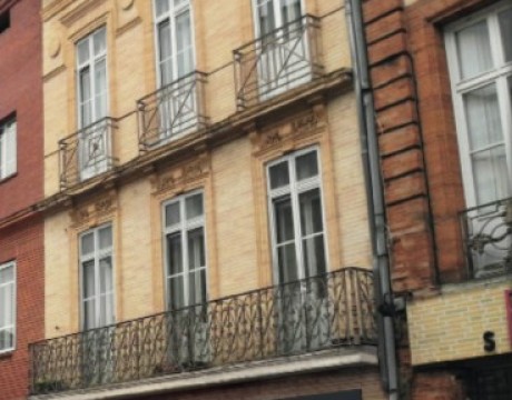 "27 Rue de la République", un bel immeuble restauré, dans le centre de Toulouse