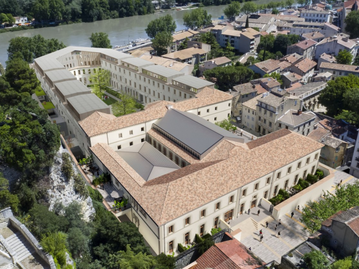 La Cour des Doms Sud