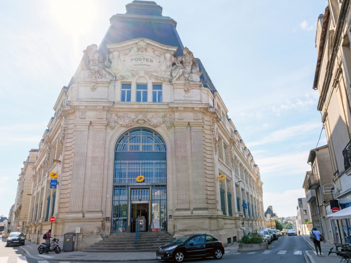 3R T3 - POITIERS : Hôtel des Postes