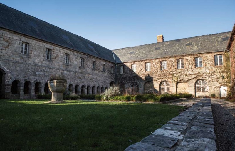 Le Cloître Saint-Léger