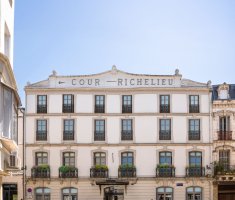 COUR RICHELIEU