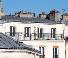PARIS - rue de Charenton