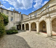SAINTES : 16, rue Saint-Michel
