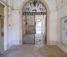 DOLE : Le Cloître des Cordeliers