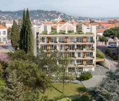 CANNES : Villa Azur