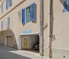 NÎMES : 6, rue Grizot